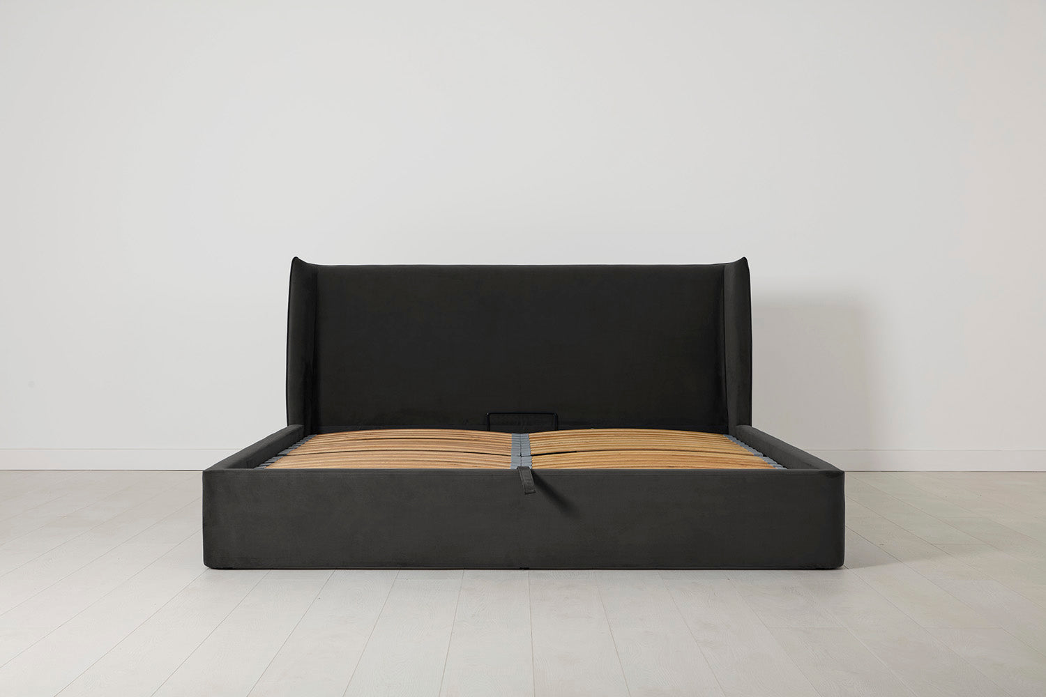 Bed 03 Super King Sized Bed