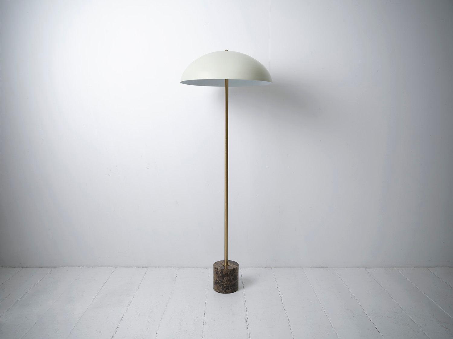 Floor Lamp 02