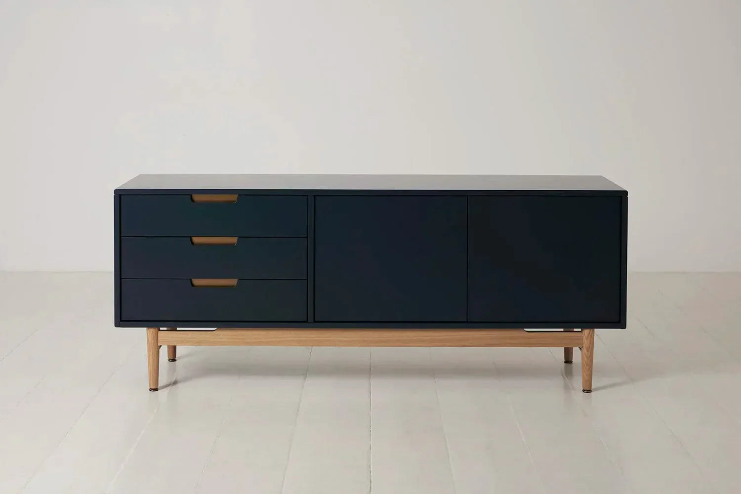 Sideboard 01
