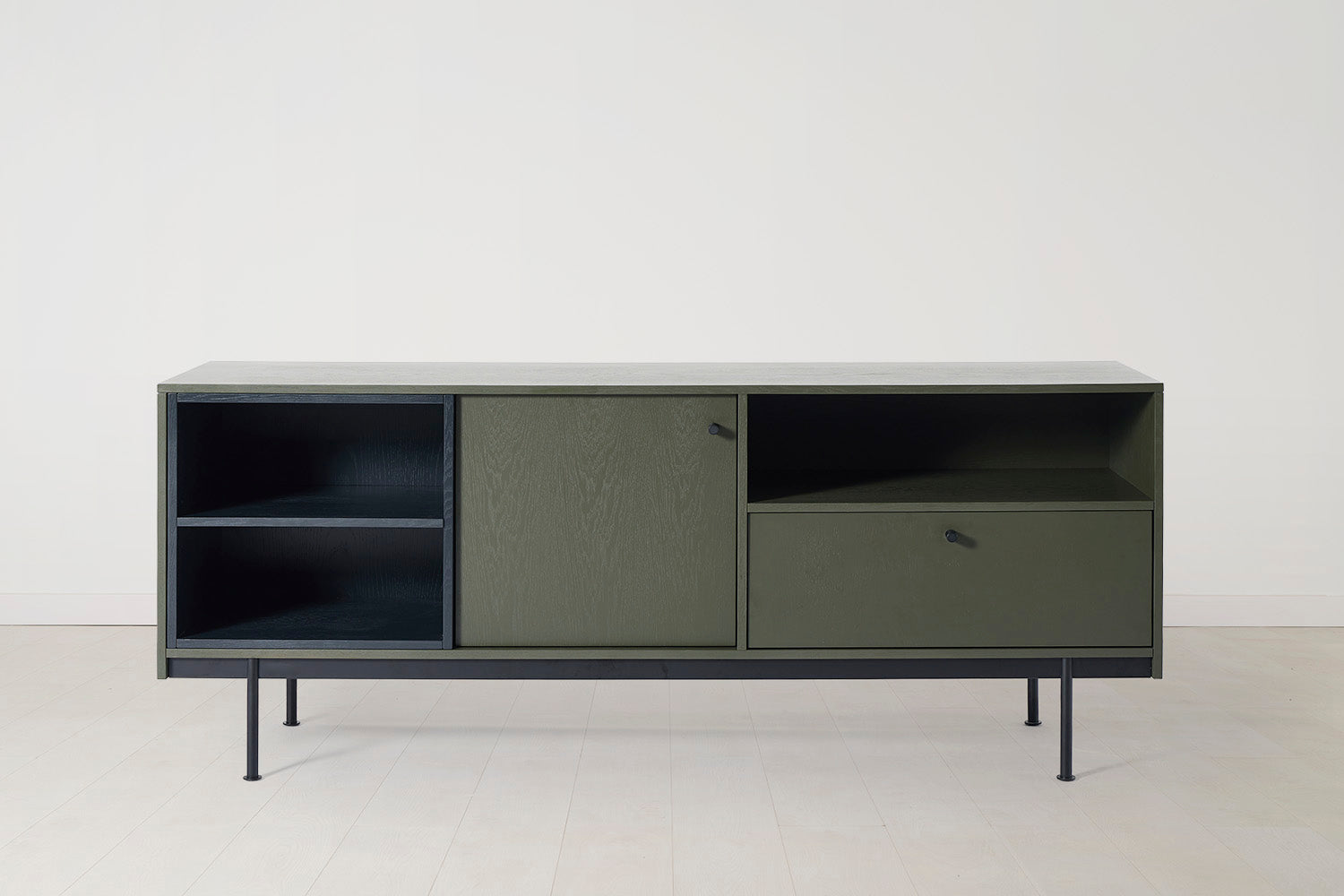 Sideboard 03