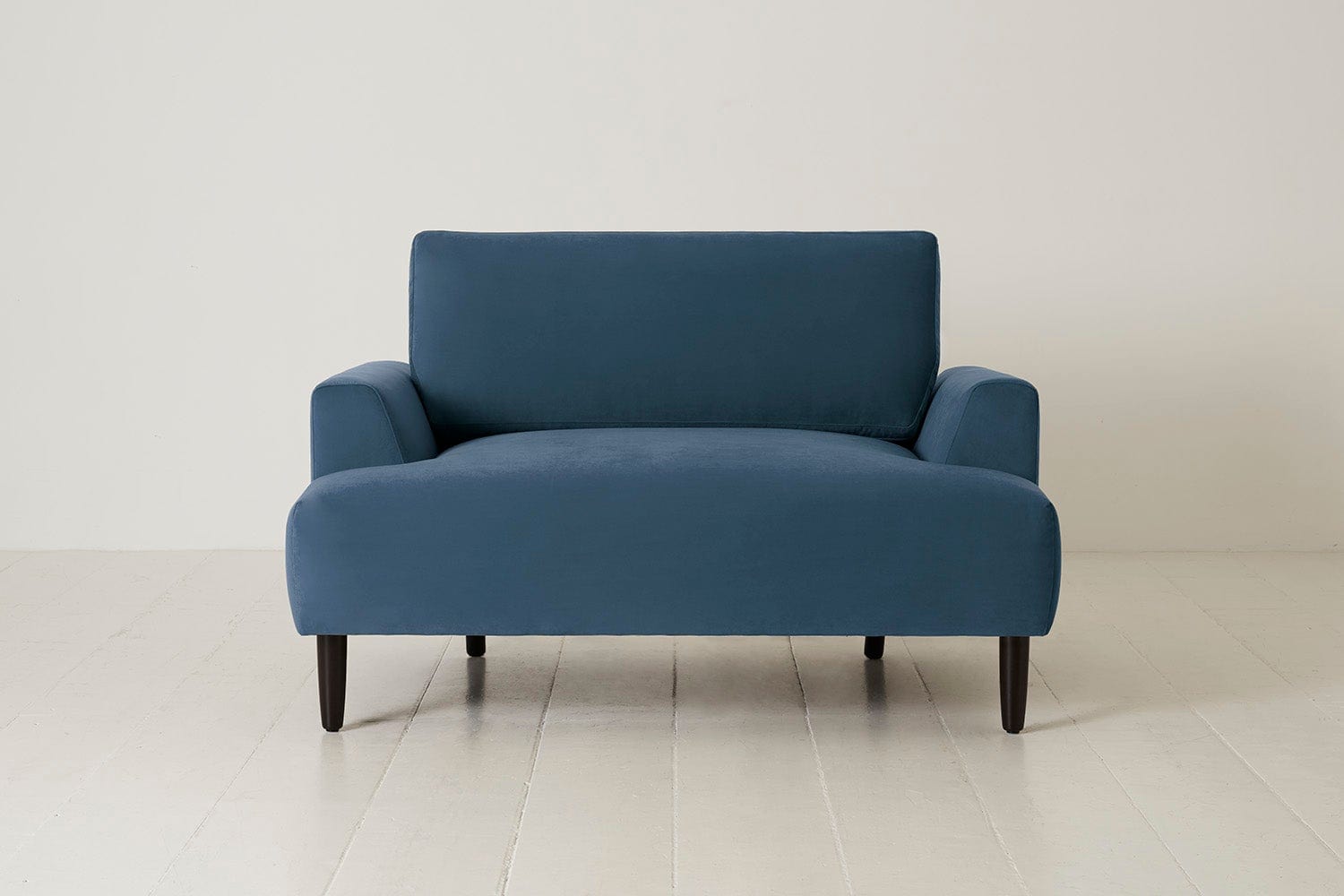 Model 05 Loveseat